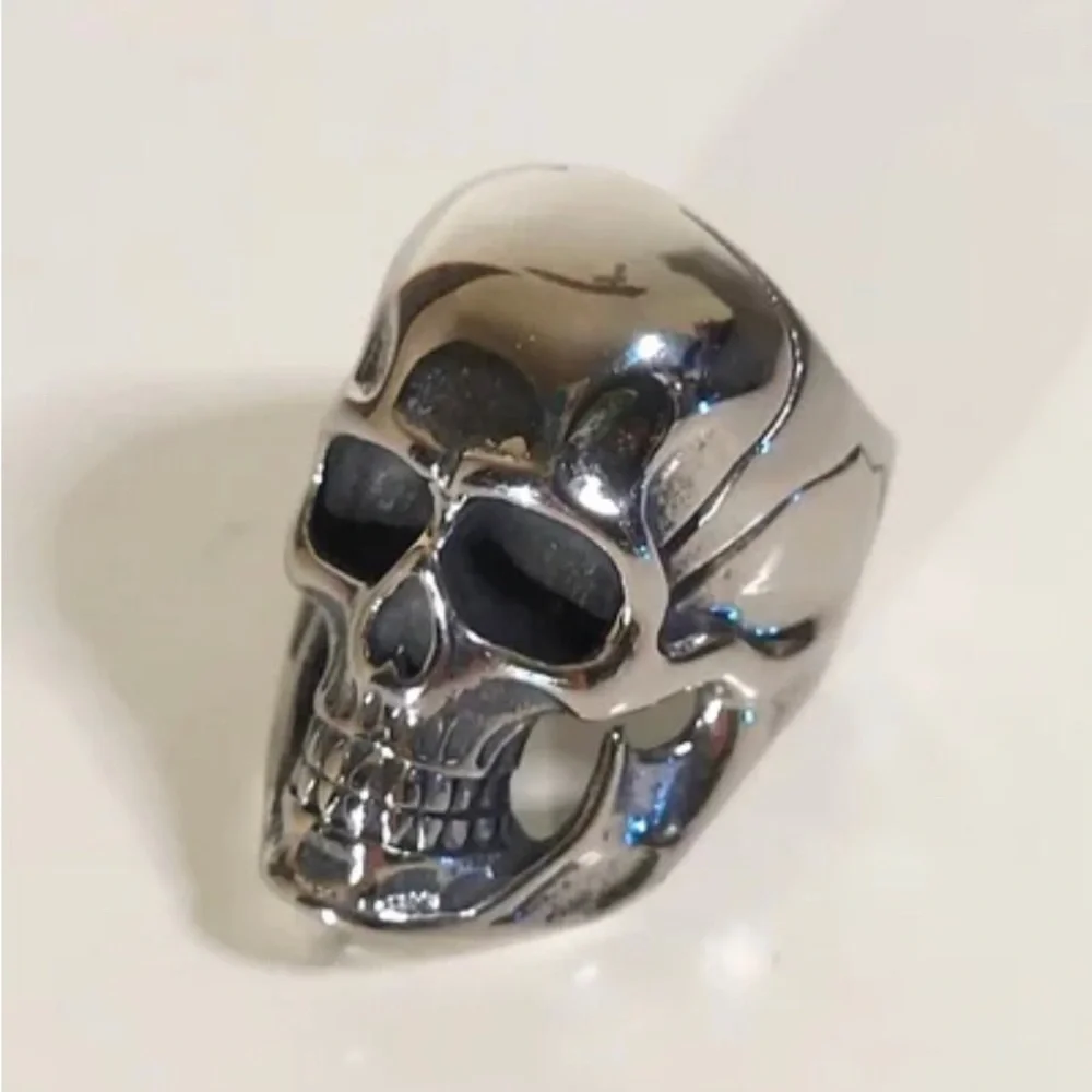 Silver plated skull skeleton men’s ring‎ size 11 new
